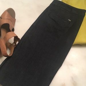 NWOT Denim stretch dark wash Pencil Jean Skirt